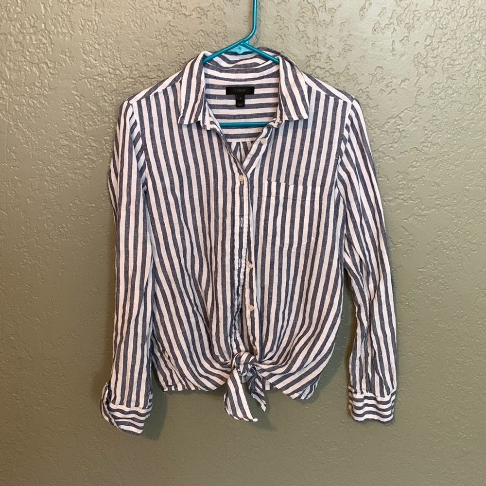 J crew blue stripe tie front button up